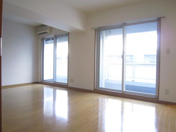 エルヴァージュ神田神保町の物件内観写真